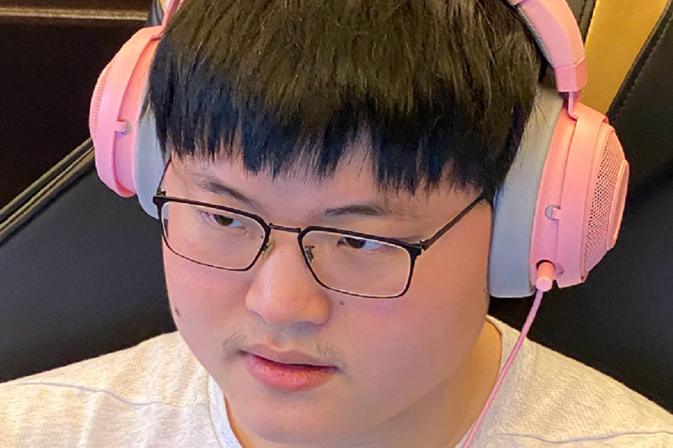 萨拉赫巅峰对决，Ning与70激战RNG分钟，赛况扑朔迷离胜负难料！的简单介绍